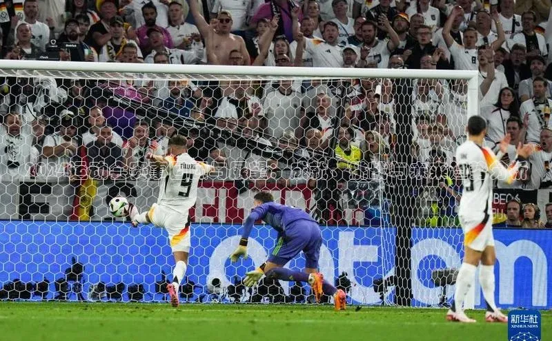 YY易游体育网址百度智能云2024运动会赛事回顾与展望：成就、挑战与未来趋势分析